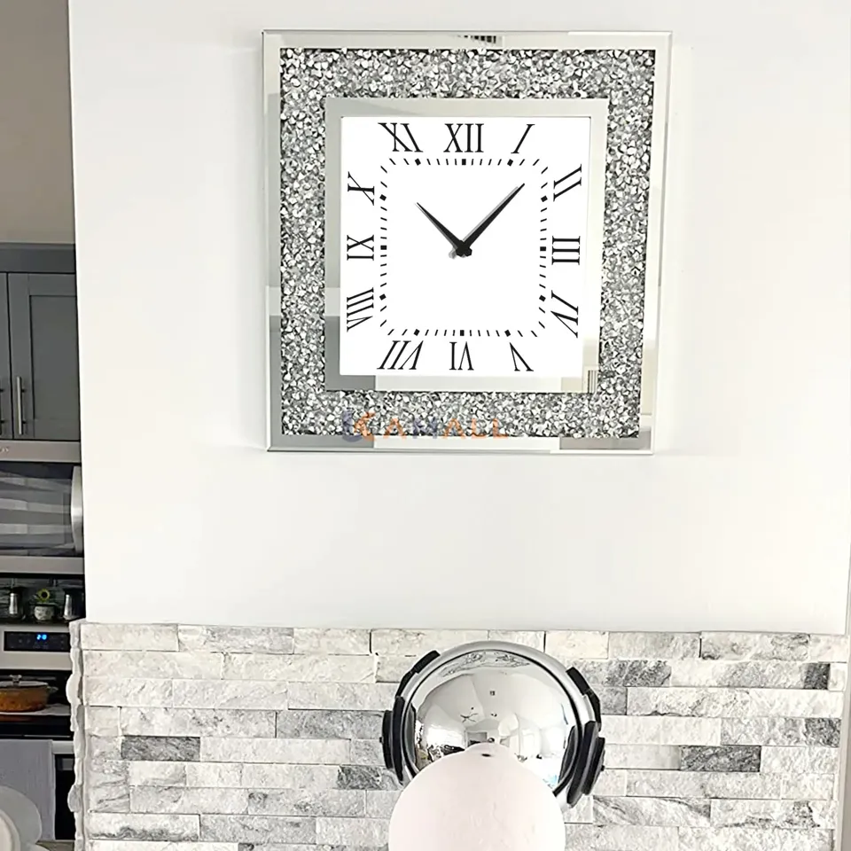 Horloge en plastique  – Pendule décorative pour maison et bureau