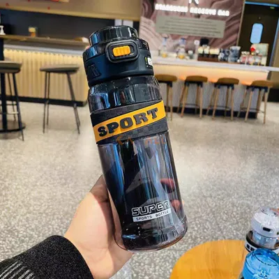 Bouteille d’Eau – Gourde en Plastique Alimentaire  pour Eau et Boissons