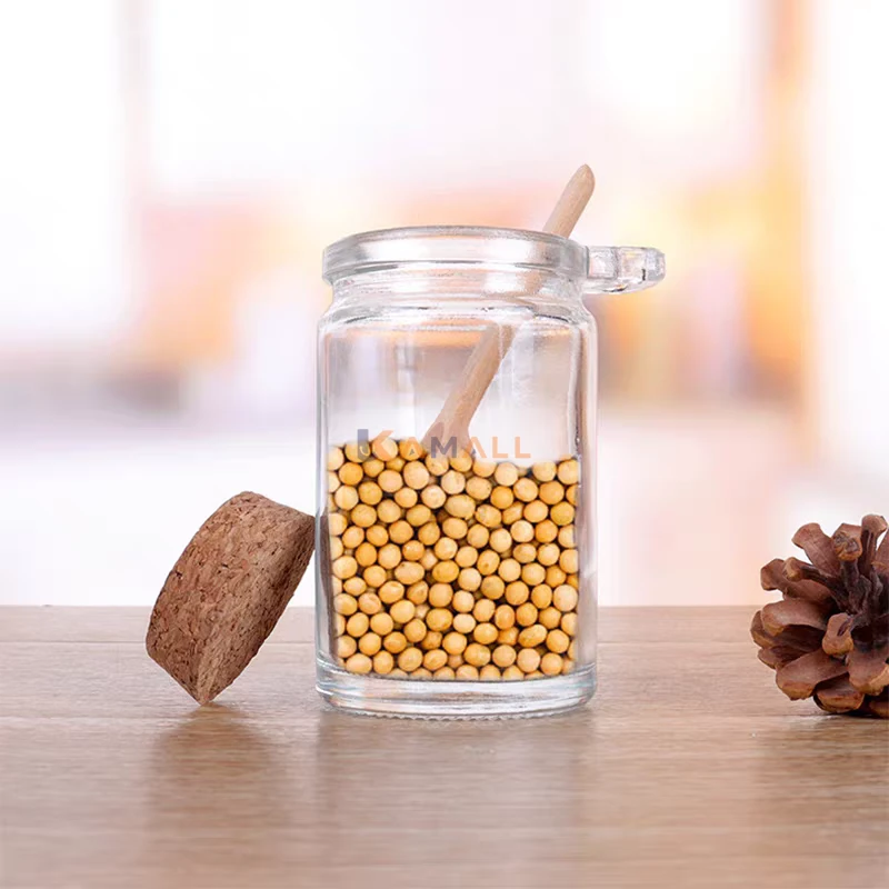 Bocal en verre avec cuillère en bois