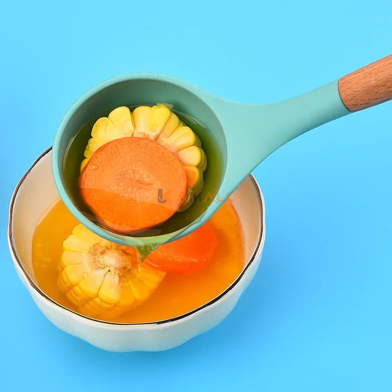 Louche de Cuisine en Silicone avec Manche en Bois